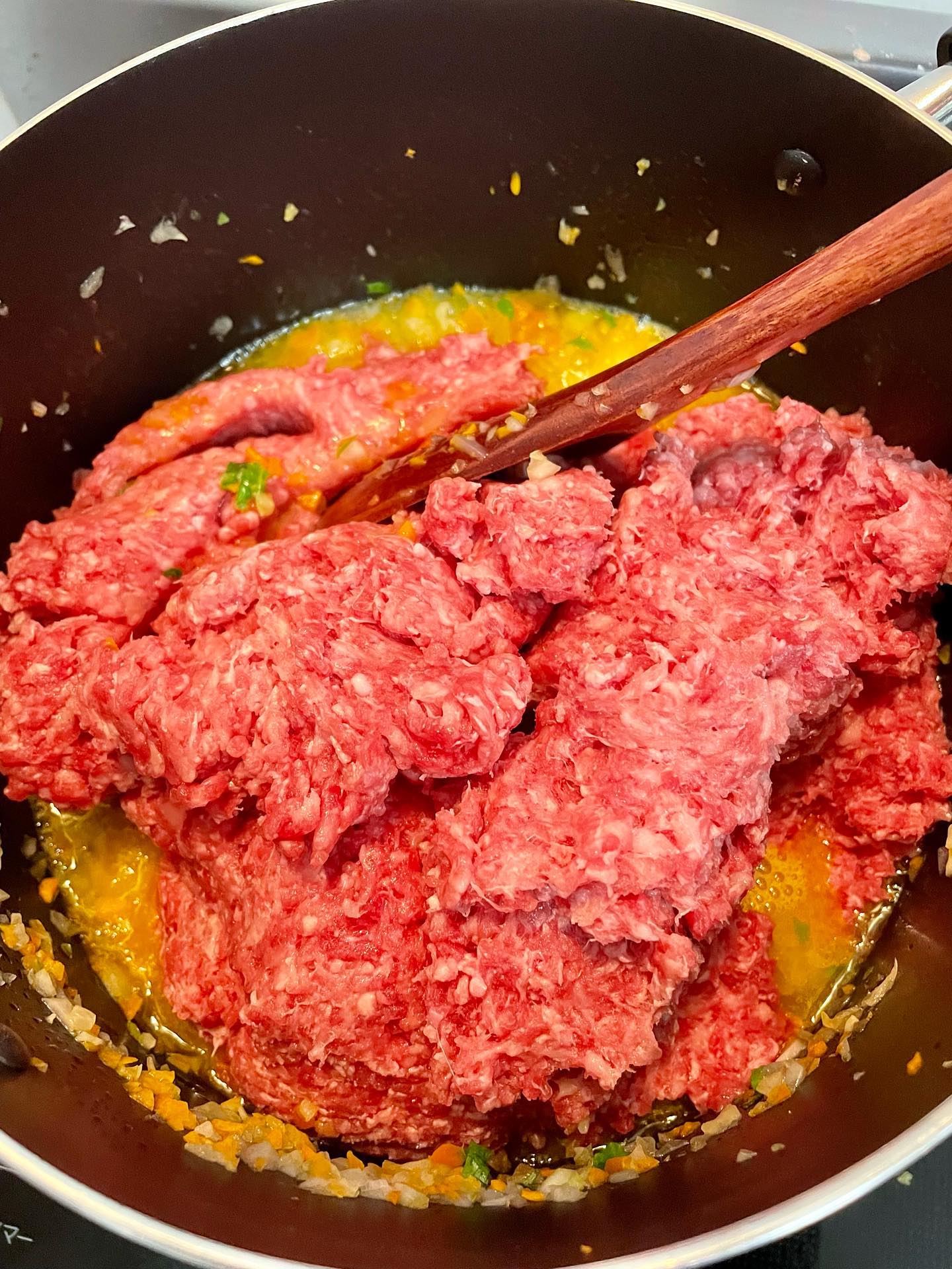 肉煮込みのパスタ【パスタ・アル・ラグー】の調理工程２