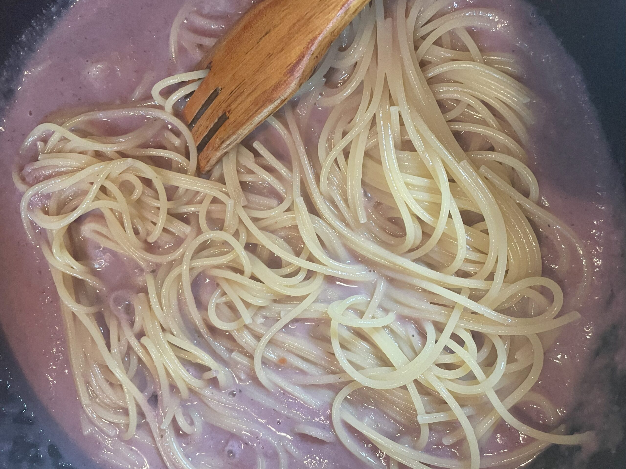 赤キャベツのスパゲッティ【スパゲッティ・コン・カヴォロ・ロッソ】の調理工程３