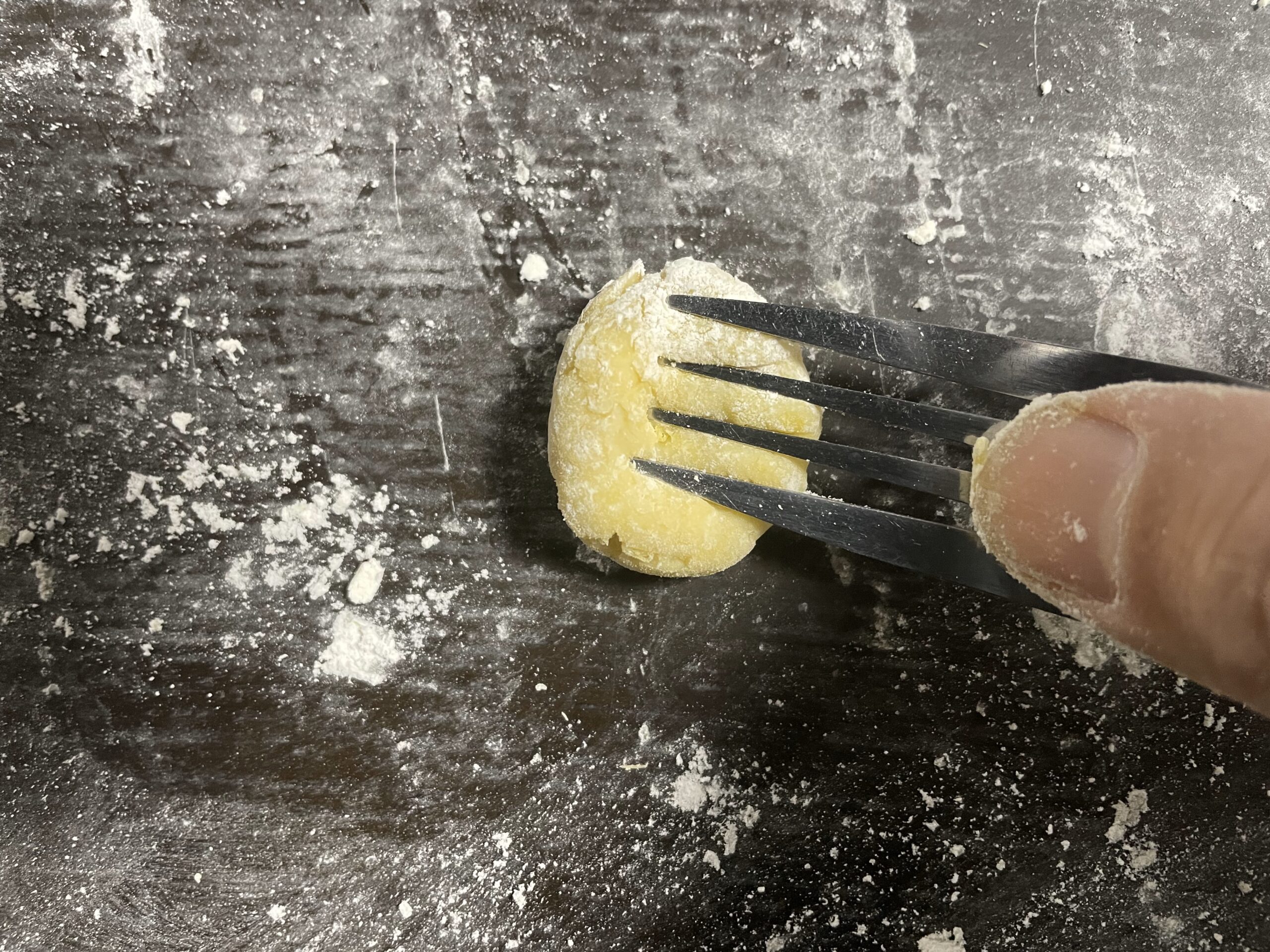 サツマイモのニョッキの仕込み方【ニョッキ・ディ・パターテ・ドルチ】の調理工程４