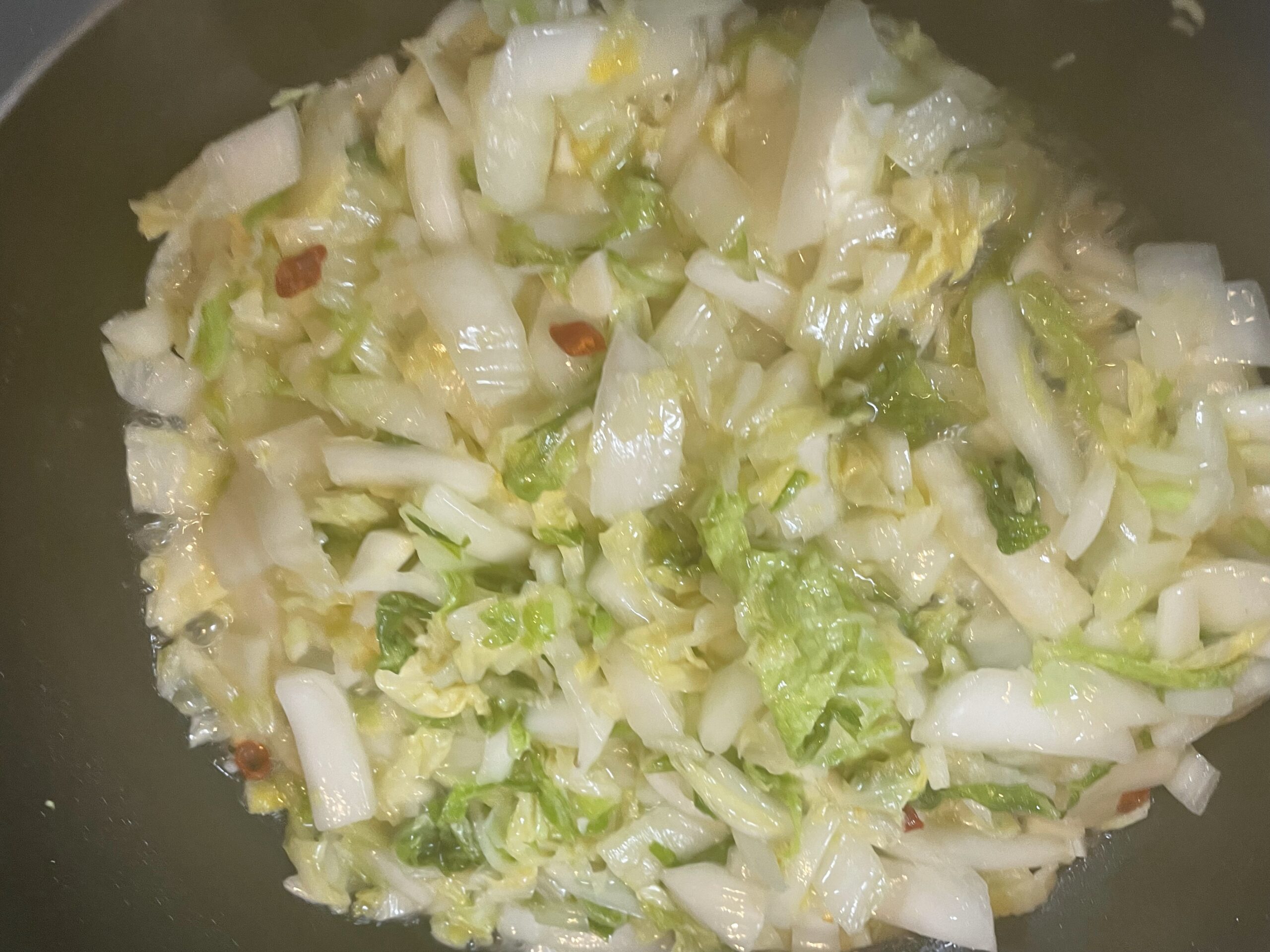 白菜の炒め物【カーヴォロ・チネーゼ・イン・パデーラ】の調理工程１